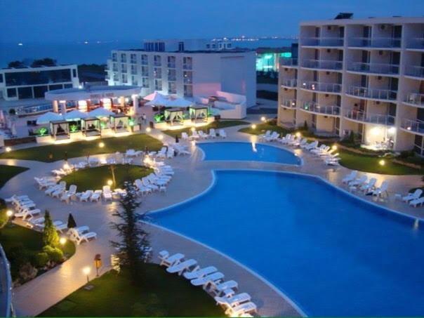Apartment With Green Terrace Burgas City Exterior foto